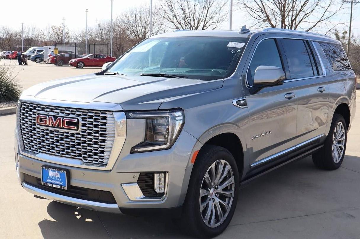 GMC YUKON XL 2023 1GKS1JKL1PR208918 image